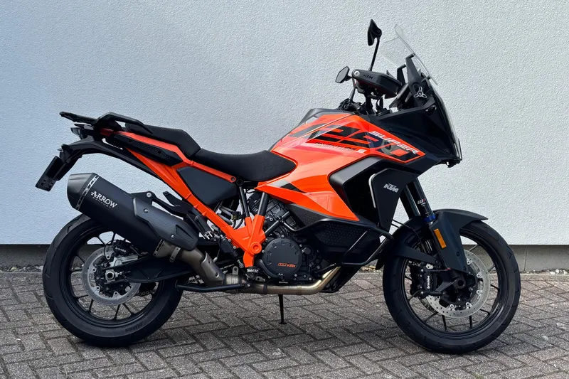 KTM 1290 Super Adventure (2023)