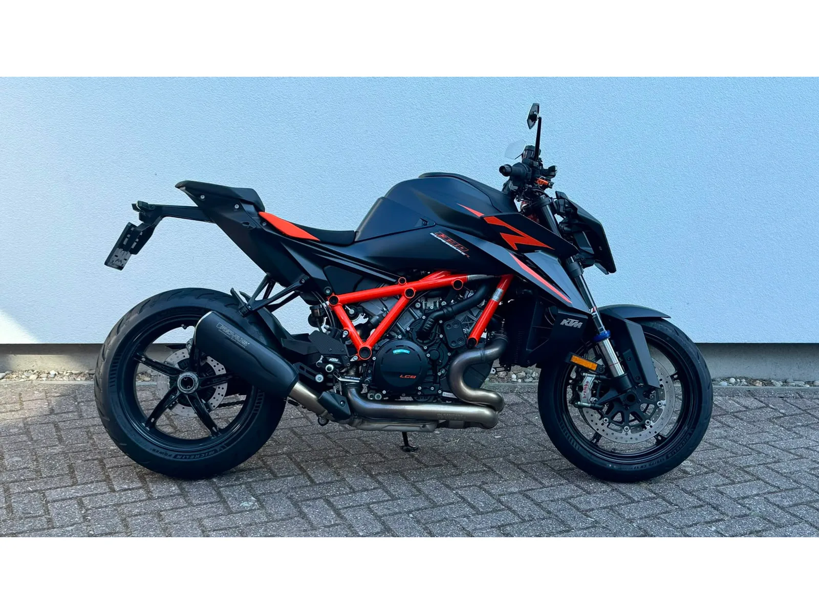KTM Super Duke 1390 (2025) — foto 1