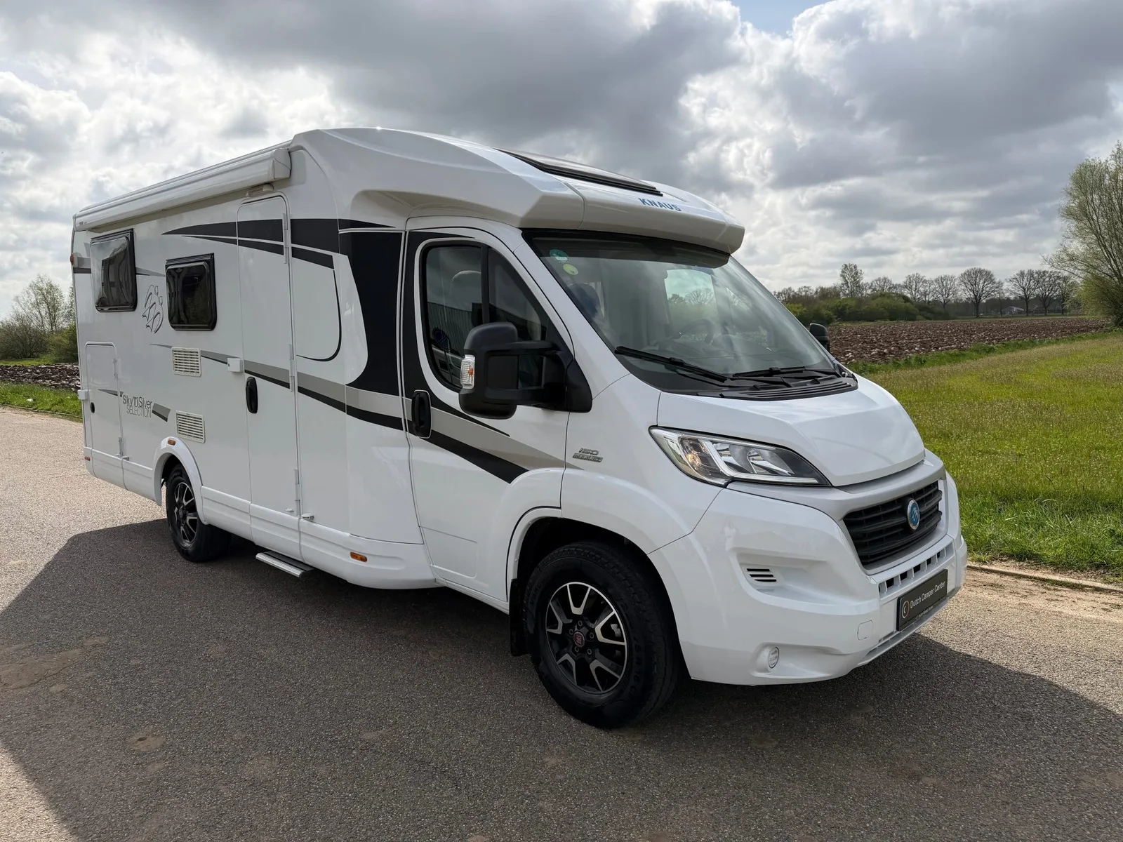 Knaus Sky Ti (2016) — foto 1