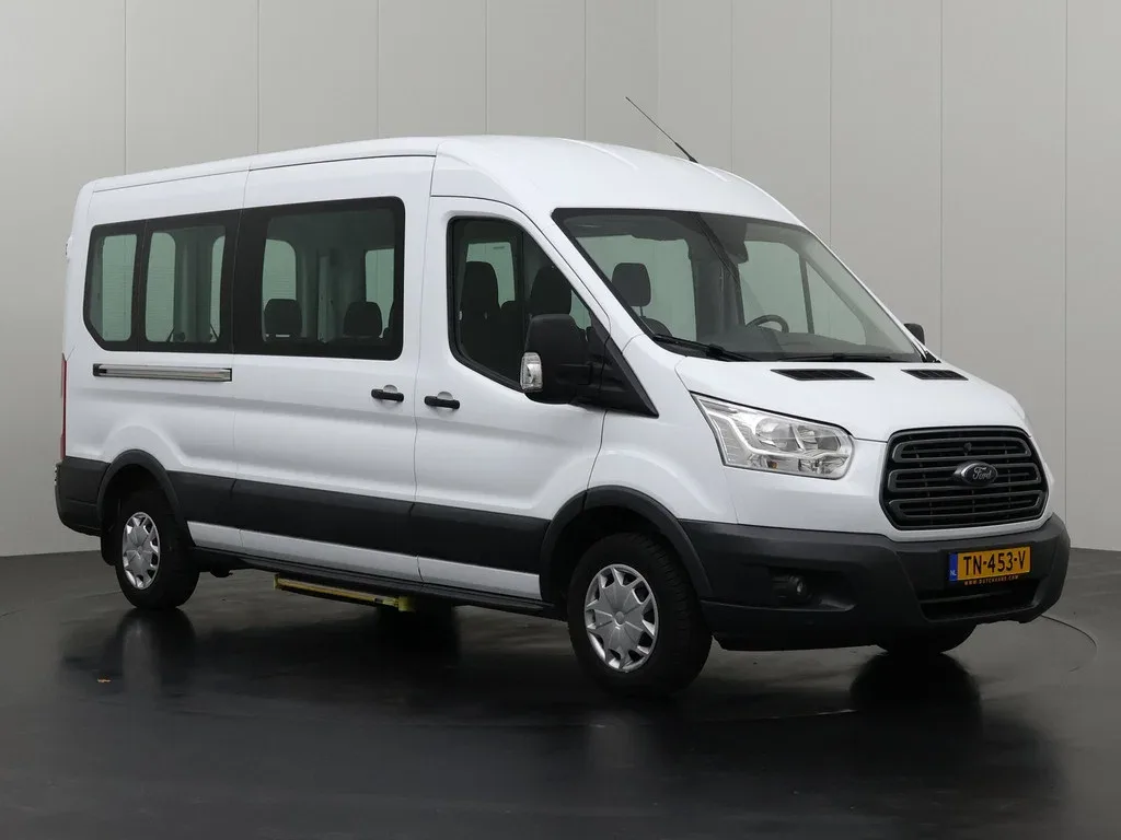 Ford Transit (2018) — foto 1