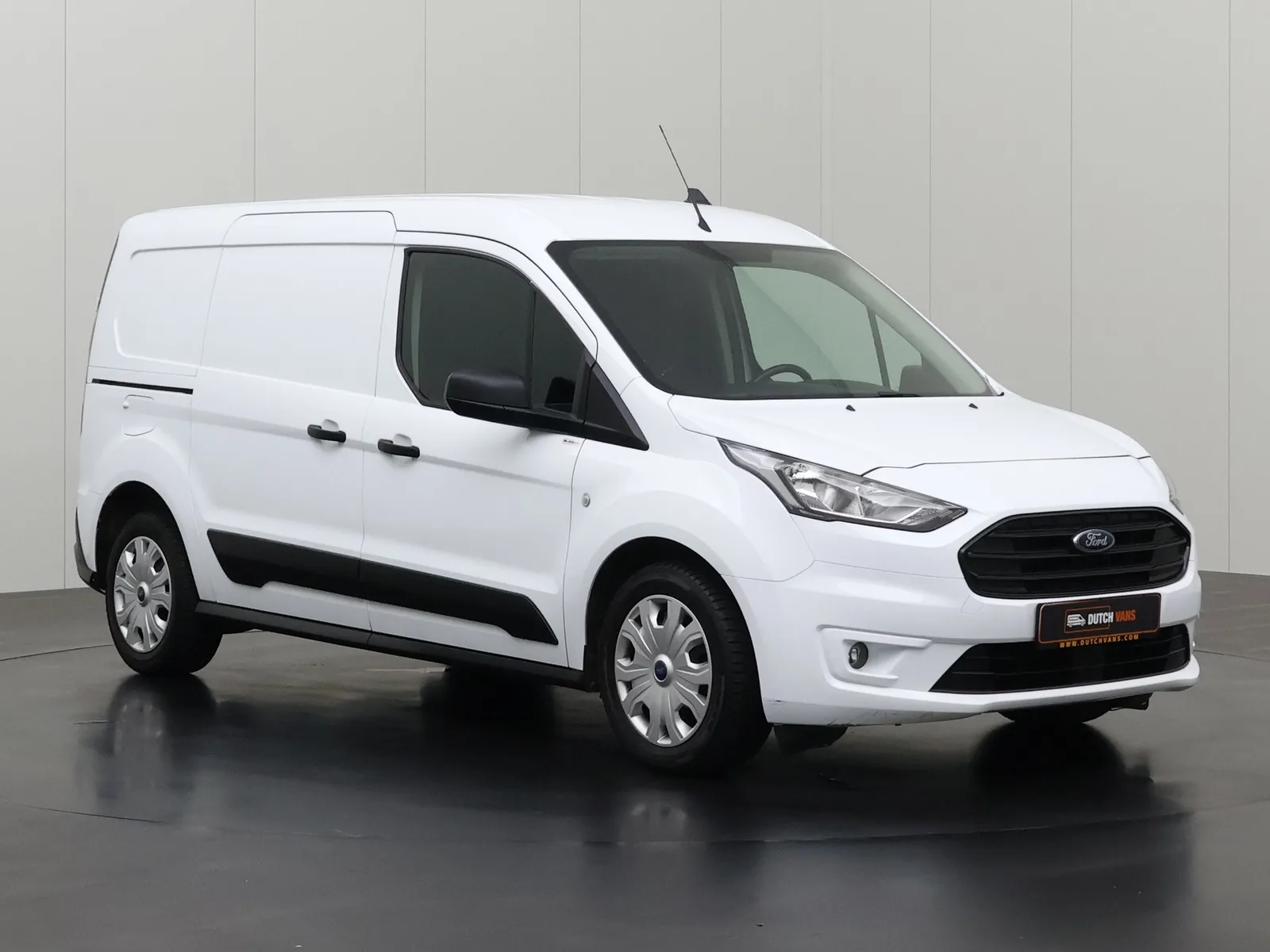 Ford Transit Connect (2024) — foto 1