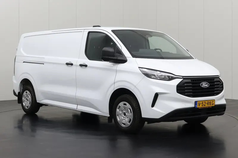 Ford Transit Custom (2024)