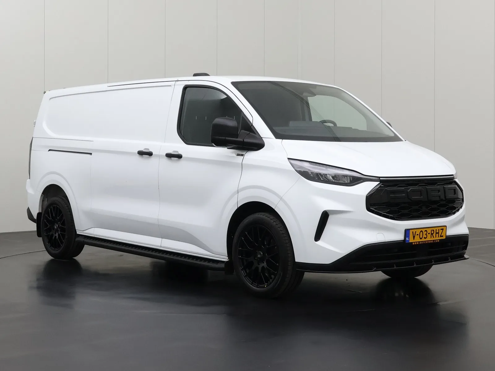 Ford Transit Custom (2024) — foto 1