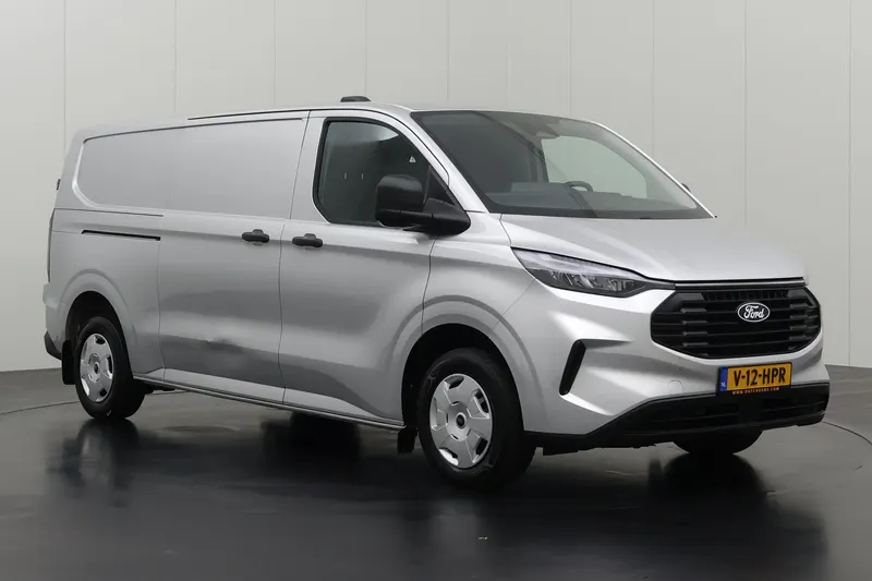 Ford Transit Custom (2024)
