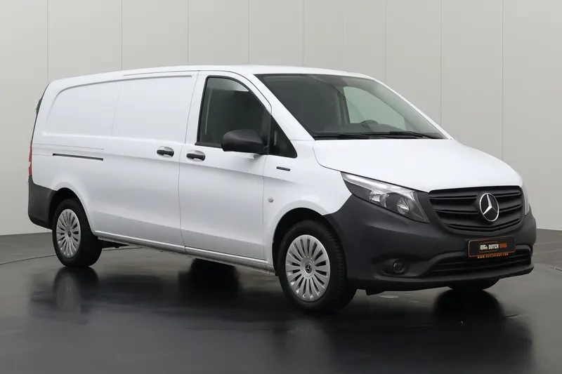 Mercedes-Benz eVito (2023)