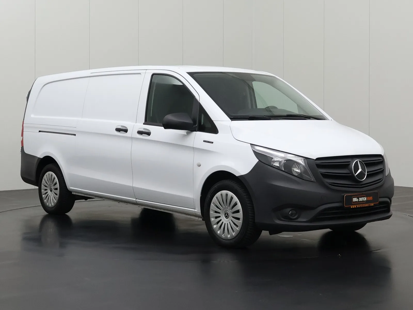 Mercedes-Benz eVito (2023) — foto 1