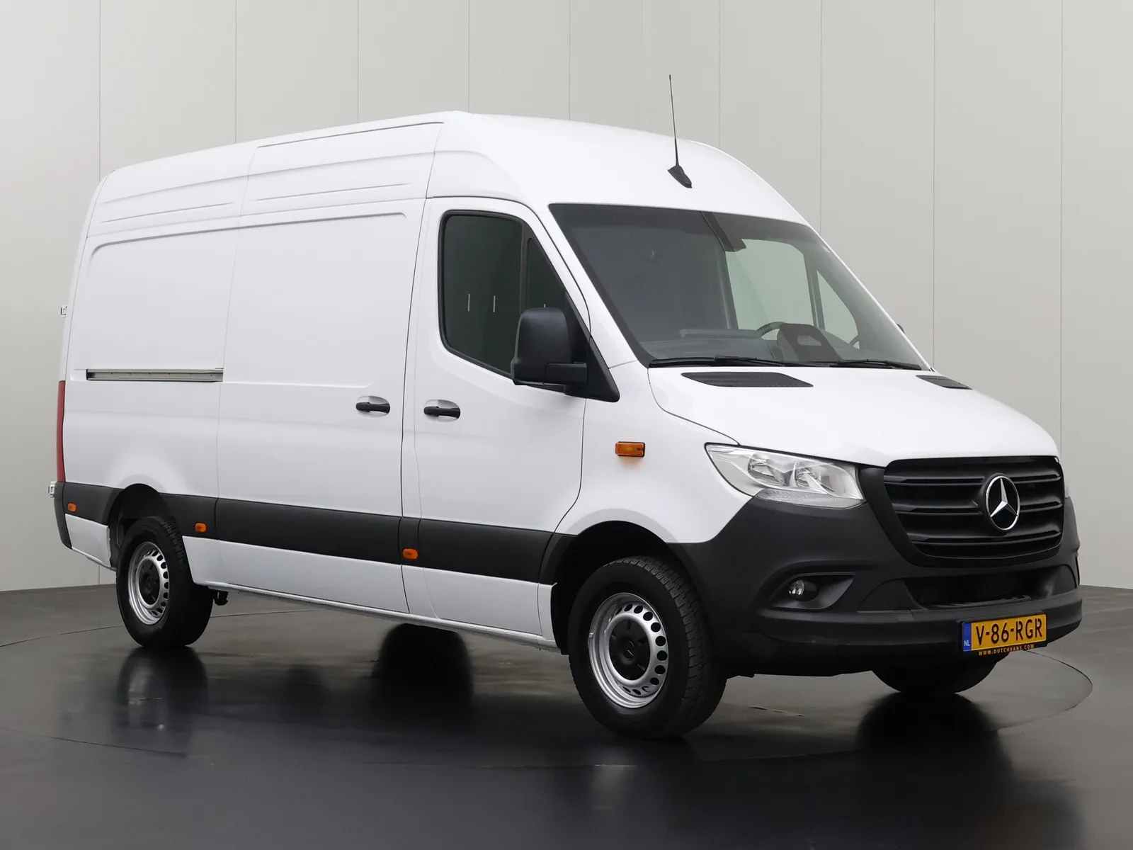 Mercedes-Benz Sprinter (2024) — foto 1