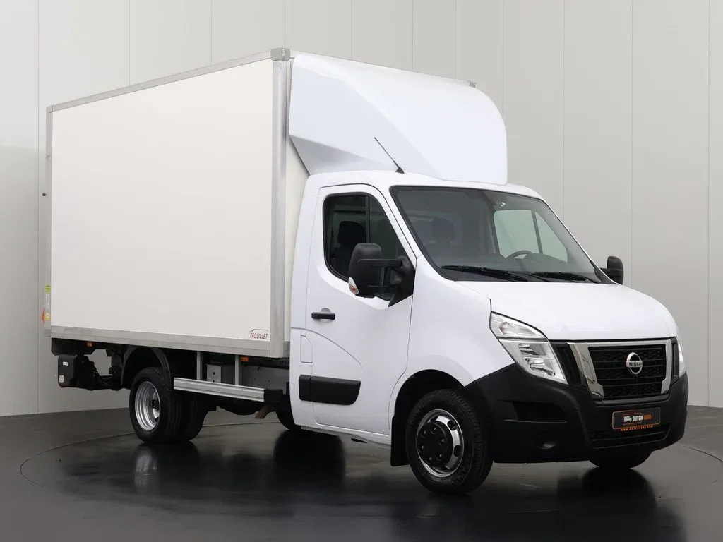 Nissan Interstar (2024) — foto 1