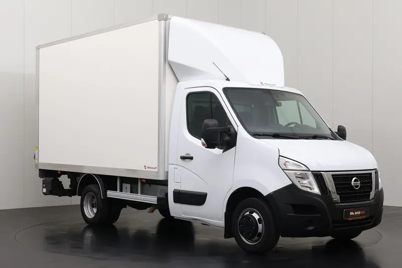 Nissan Interstar (2024)