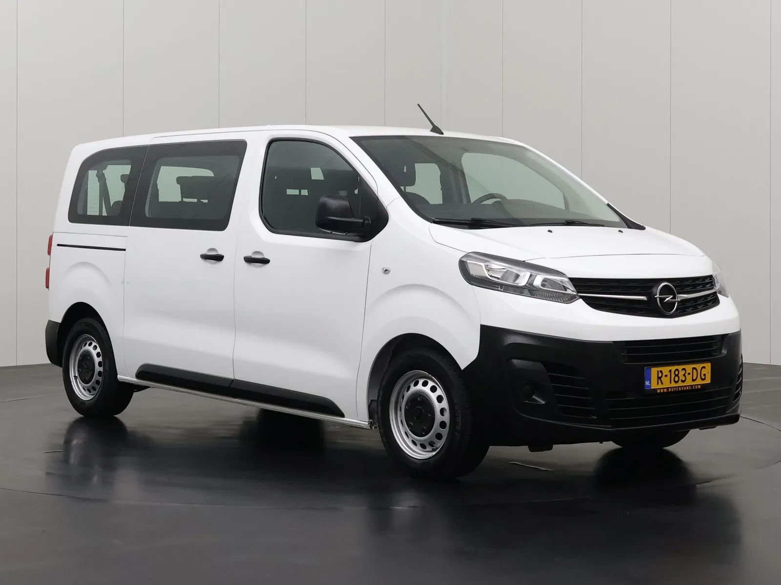 Opel Vivaro (2021) — foto 1