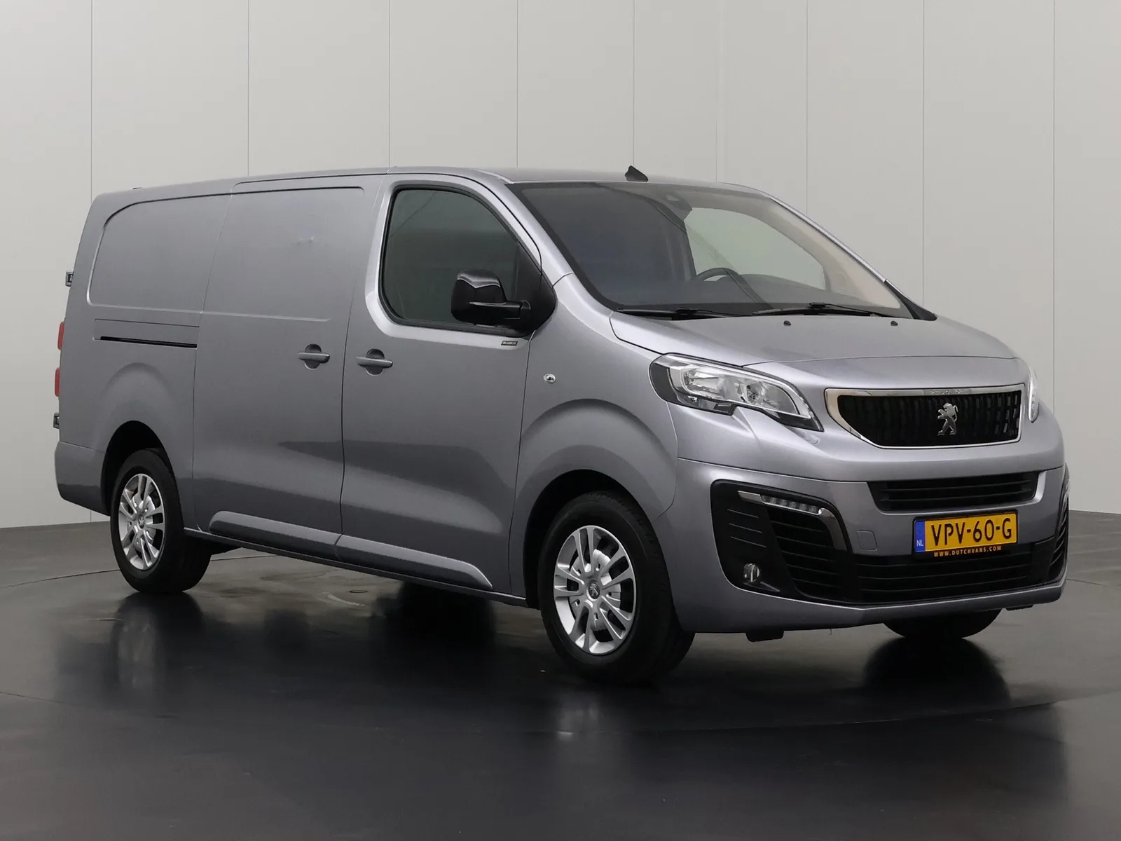 Peugeot Expert (2022) — foto 1