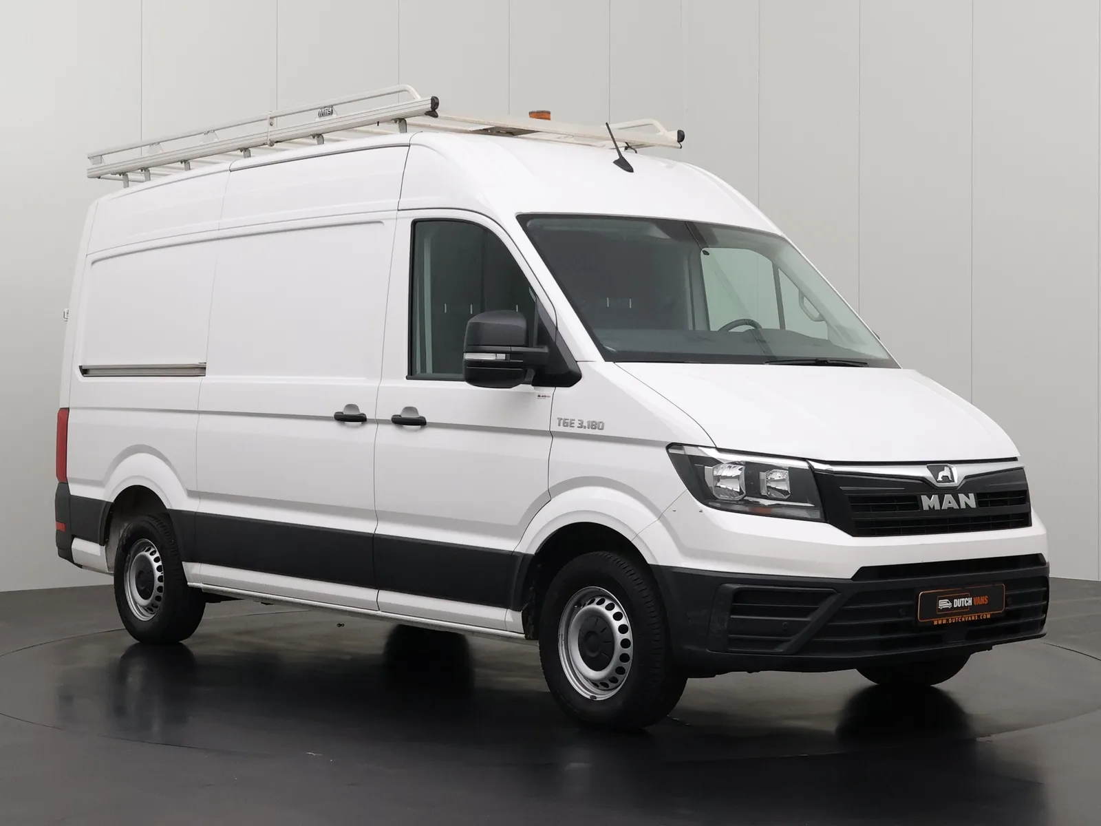 Volkswagen Crafter (2023) — foto 1