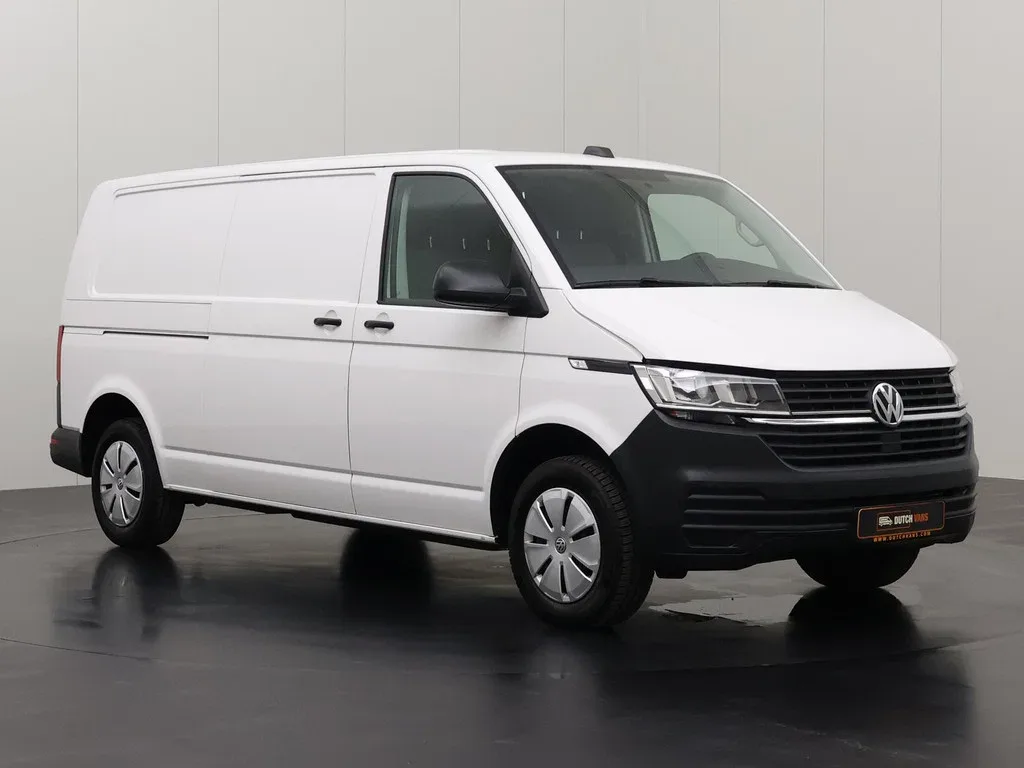 Volkswagen Transporter (2024) — foto 1