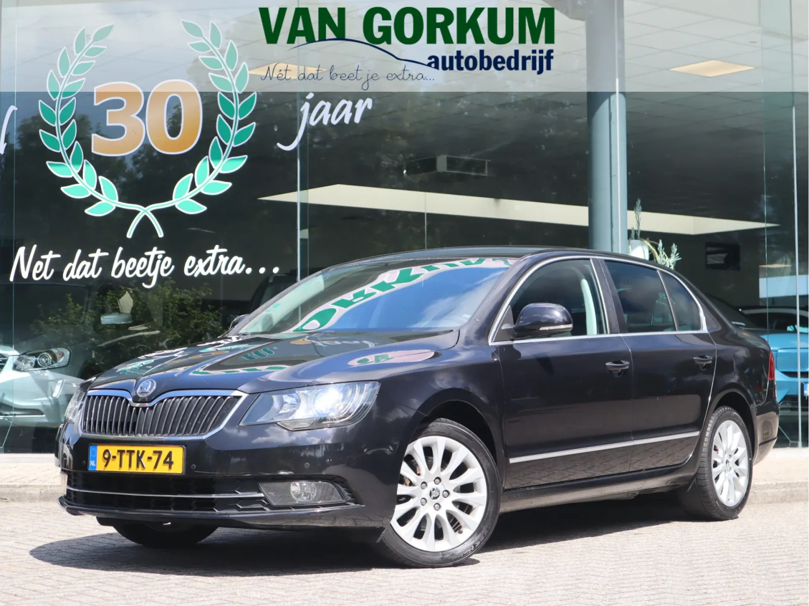 Škoda Superb (2013) — foto 1