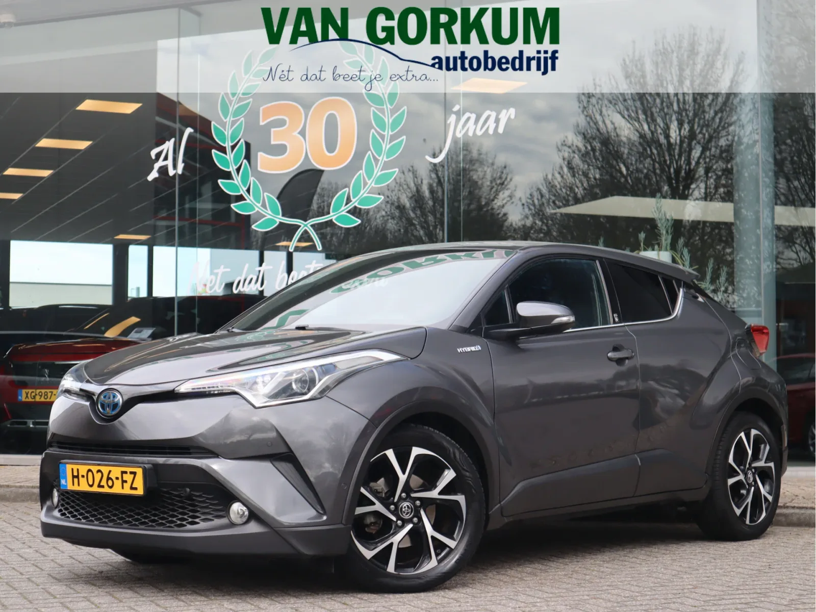 Toyota C-HR (2018) — foto 1