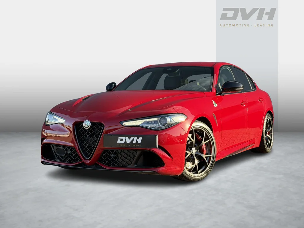 Alfa Romeo Giulia (2022) — foto 1