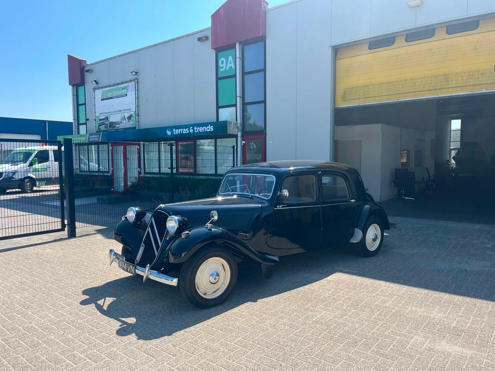 Citroën TRACTION (1954) — foto 1