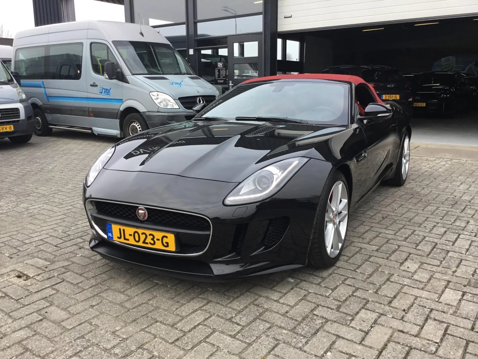 Jaguar F-Type (2016) — foto 1