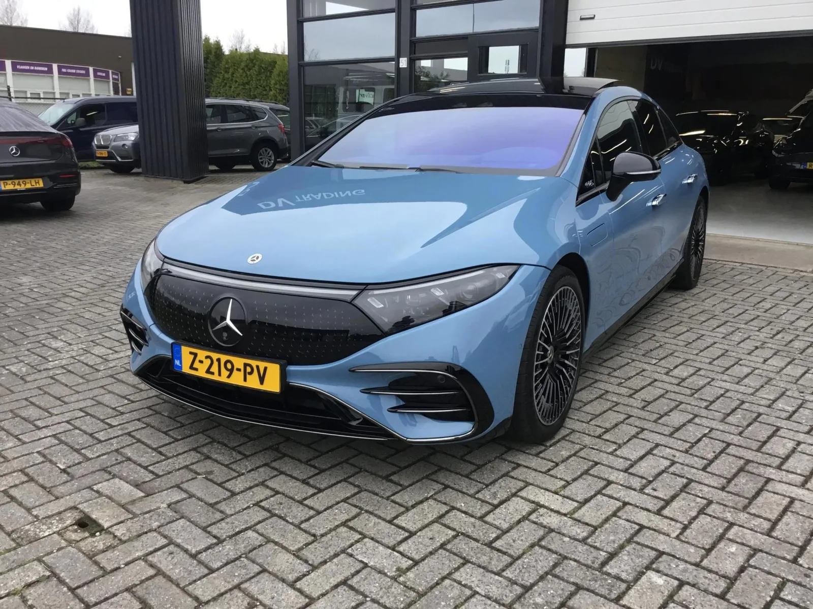 Mercedes-Benz EQS (2024) — foto 1
