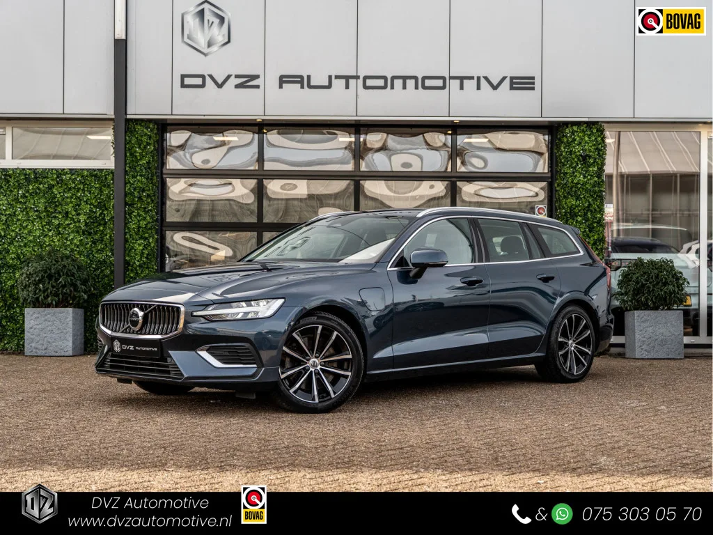 Volvo V60 (2022) — foto 1