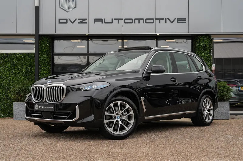 BMW X5 (2025)