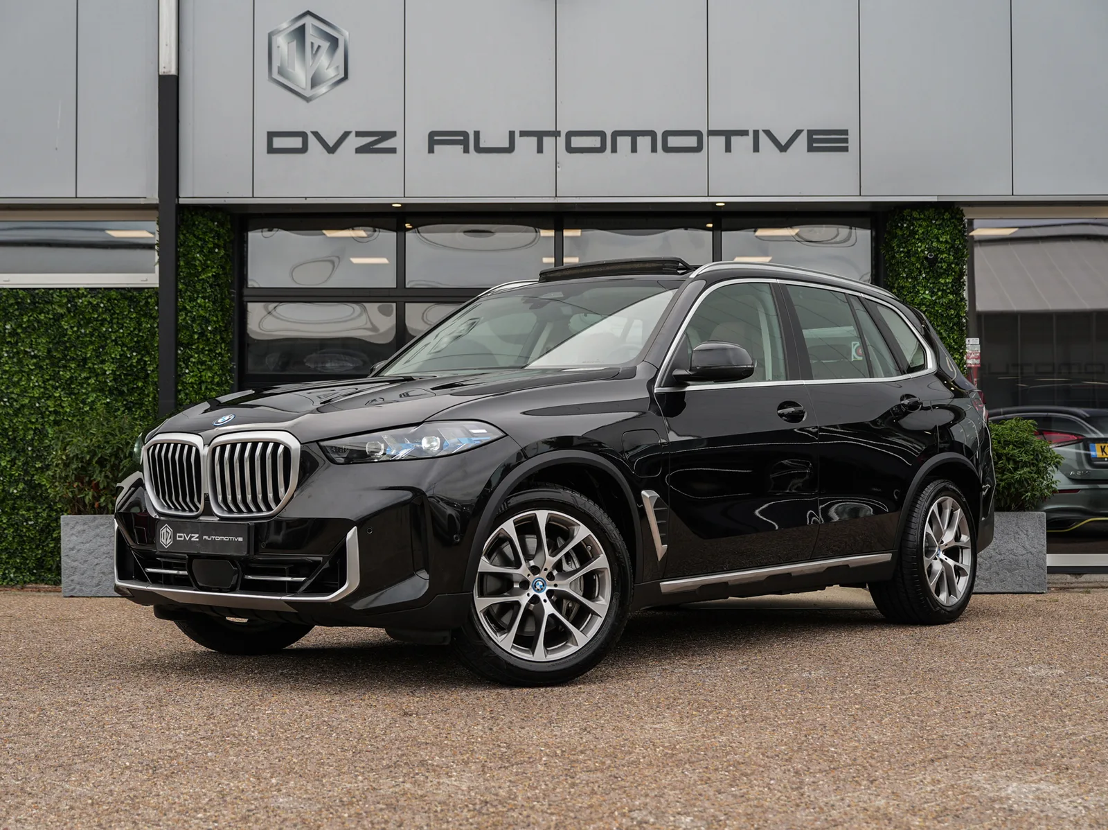 BMW X5 (2025) — foto 1