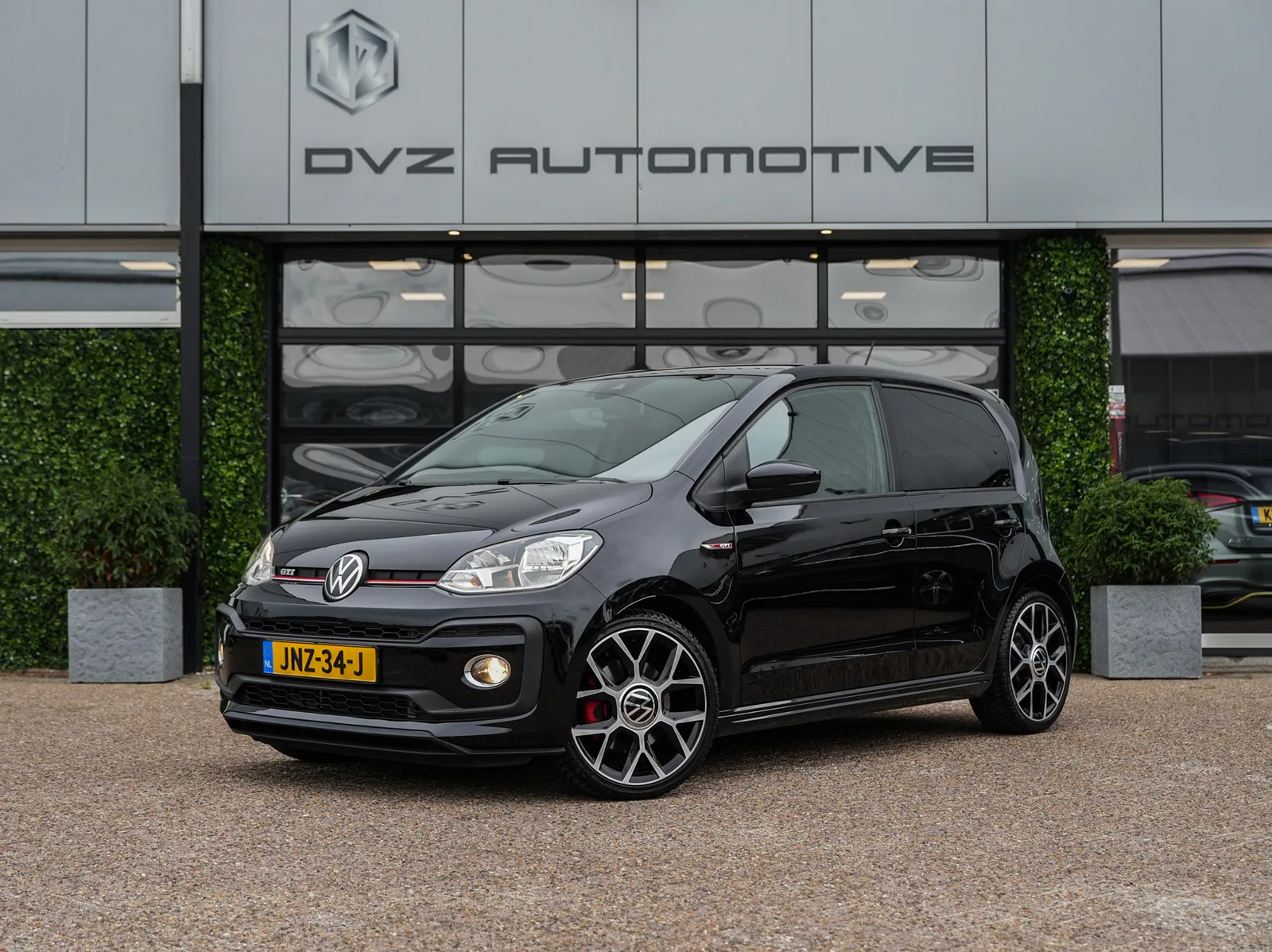 Volkswagen Up! (2021) — foto 1