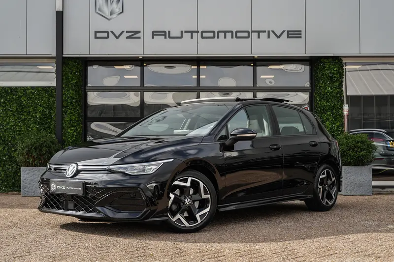 Volkswagen Golf (2025)