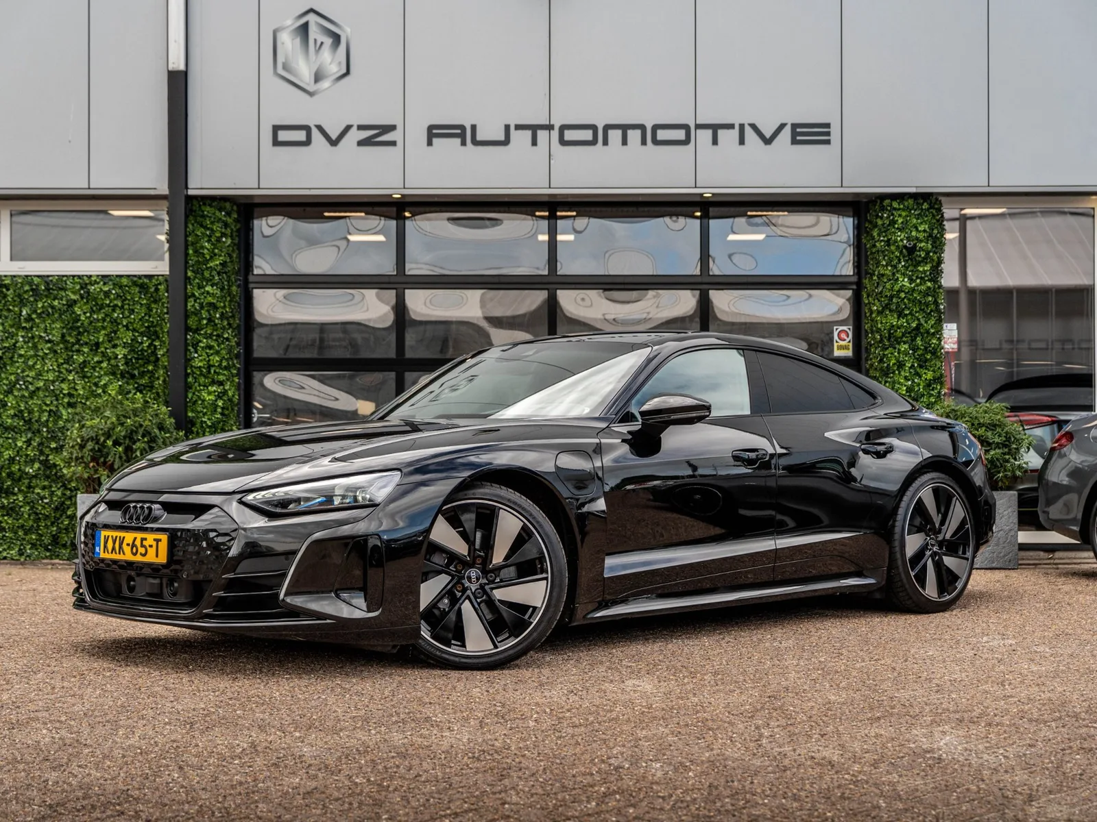 Audi e-tron GT (2023) — foto 1