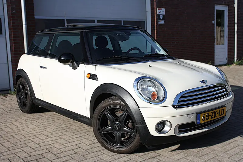 MINI Cooper (2008)
