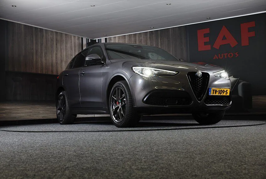 Alfa Romeo Stelvio (2018) — foto 1