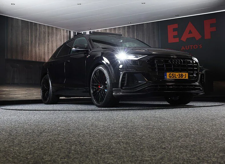 Audi Q8 (2021) — foto 1