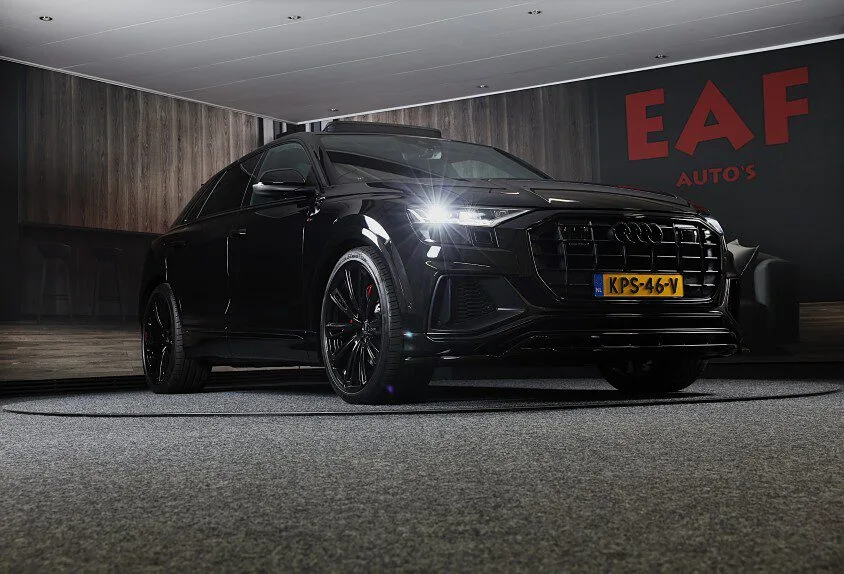 Audi Q8 (2021) — foto 1