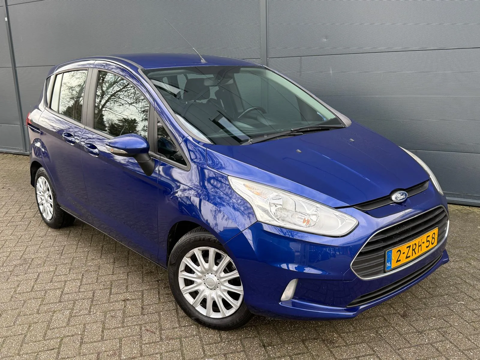 Ford B-Max (2015) — foto 1