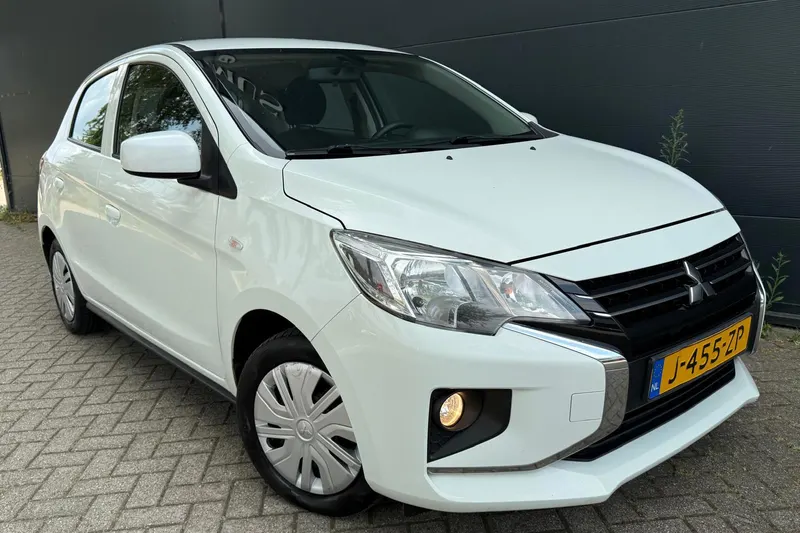 Mitsubishi Space Star (2020)