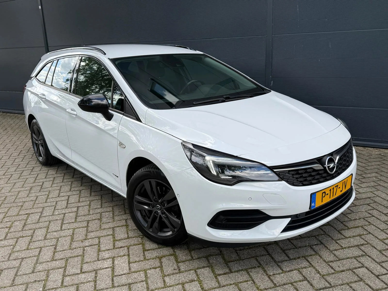 Opel Astra Sports Tourer (2022) — foto 1