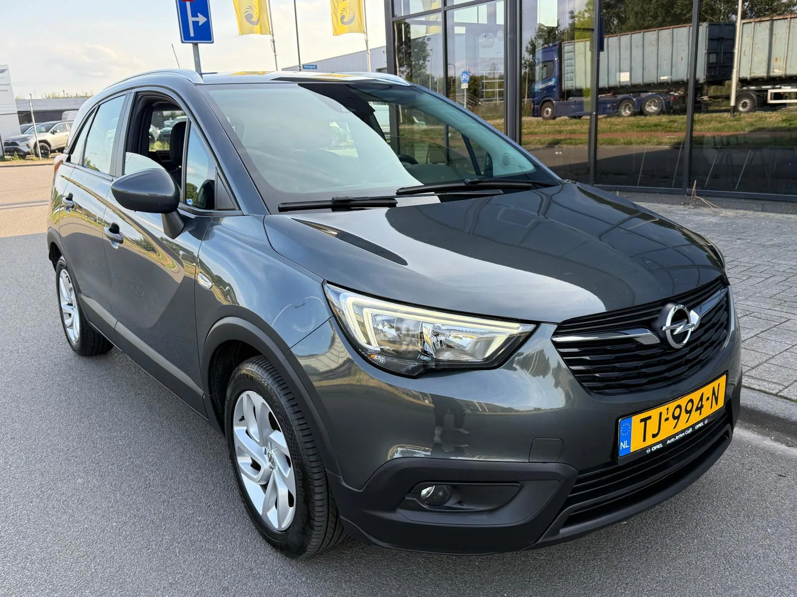 Opel Crossland X (2018) — foto 1
