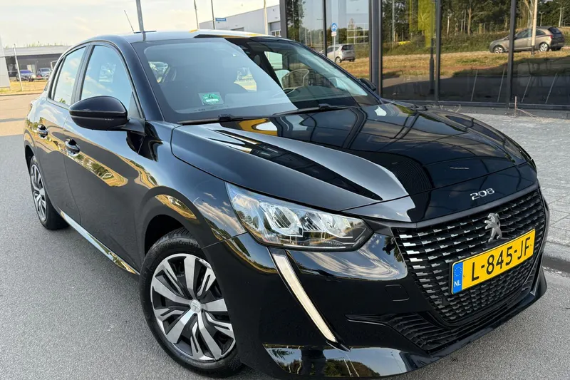 Peugeot 208 (2021)