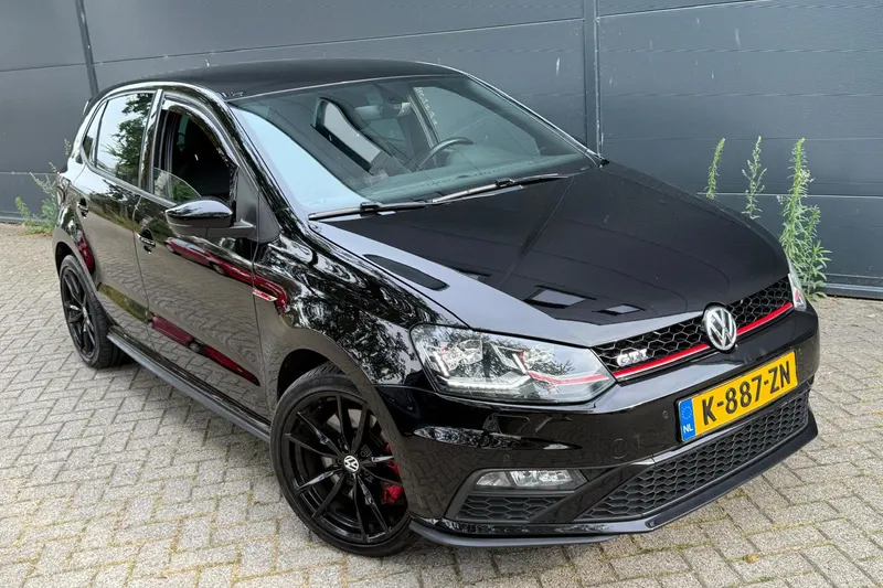 Volkswagen Polo (2015)
