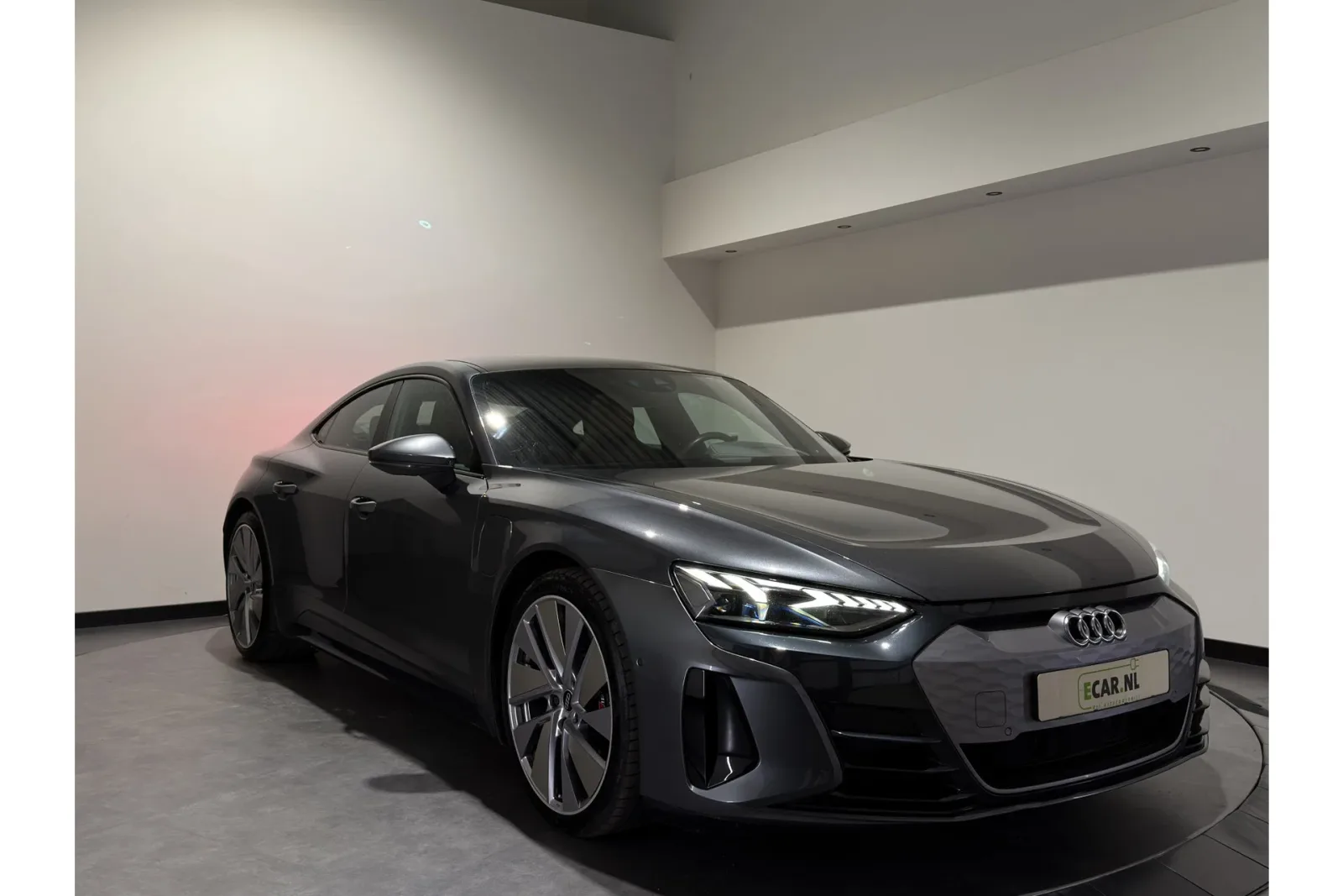 Audi e-tron GT (2022) — foto 1