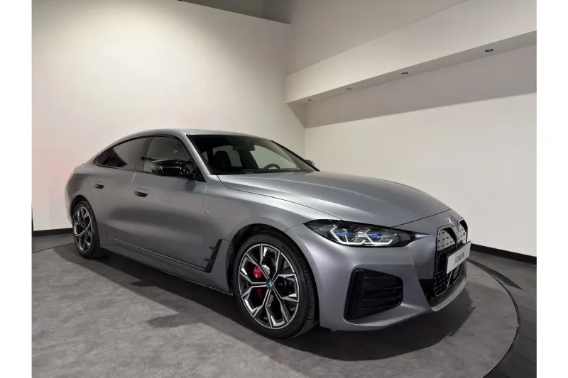 BMW i4 (2023)