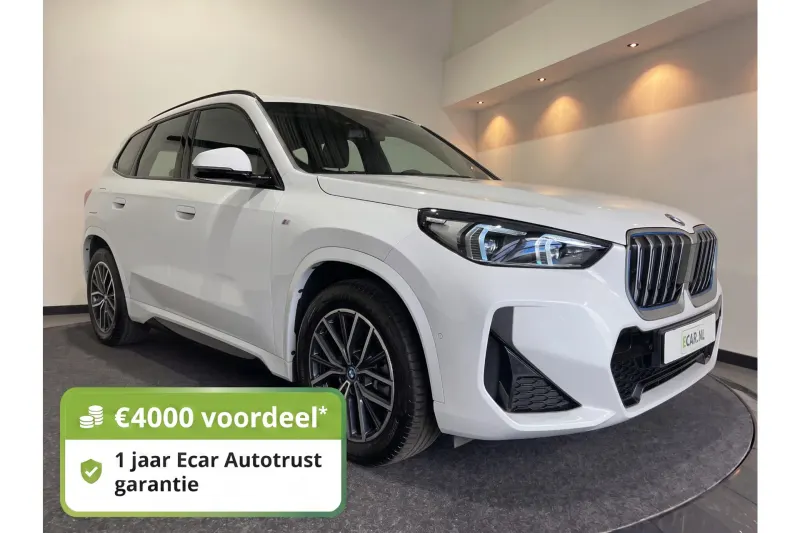 BMW iX1 (2024)