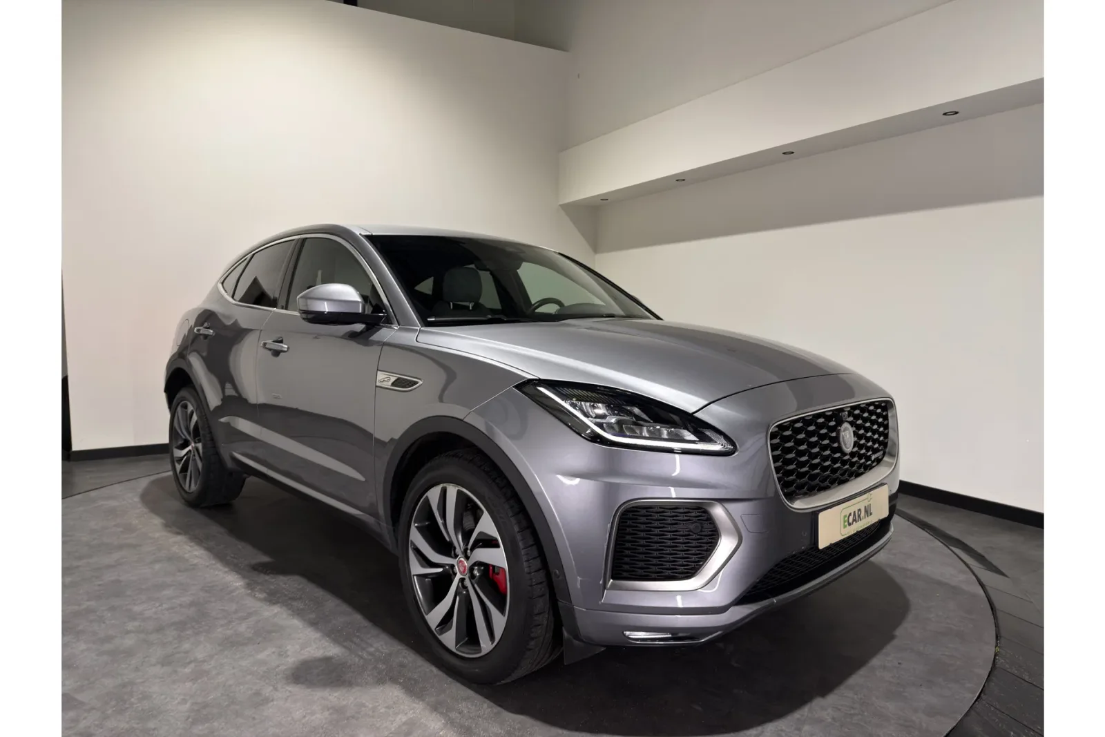 Jaguar E-Pace (2022) — foto 1