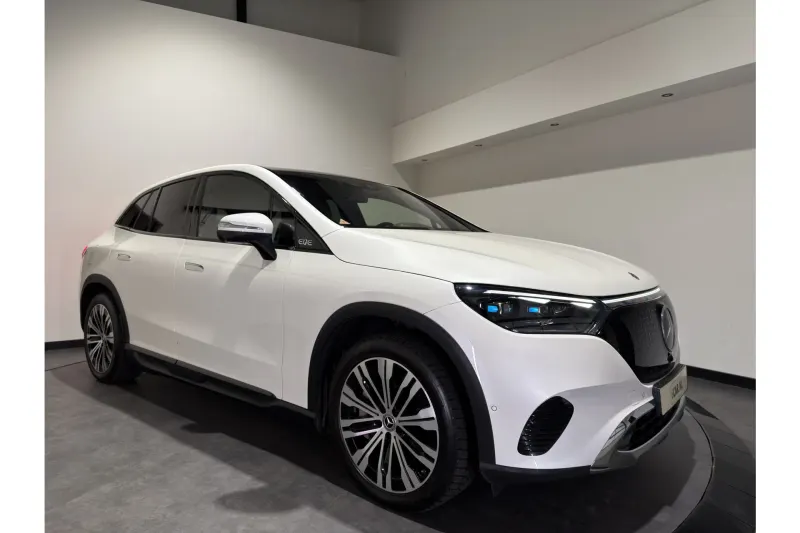 Mercedes-Benz EQE (2024)