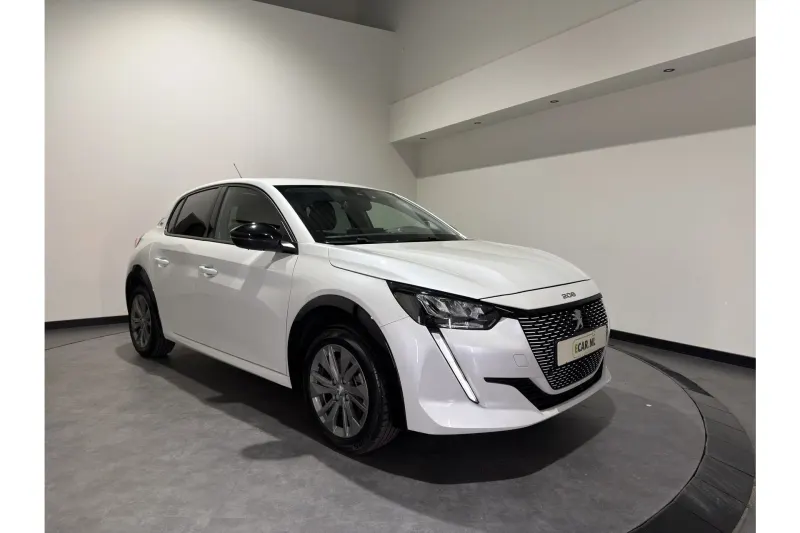 Peugeot e-208 (2022)