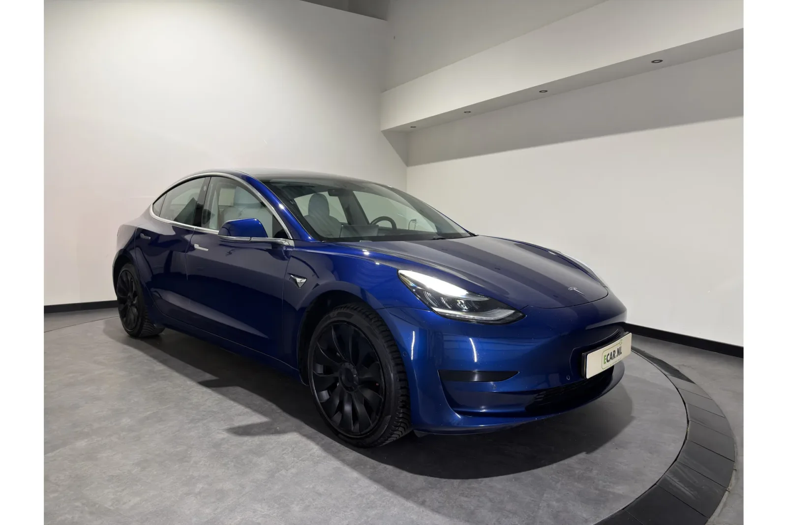 Tesla Model 3 (2020) — foto 1
