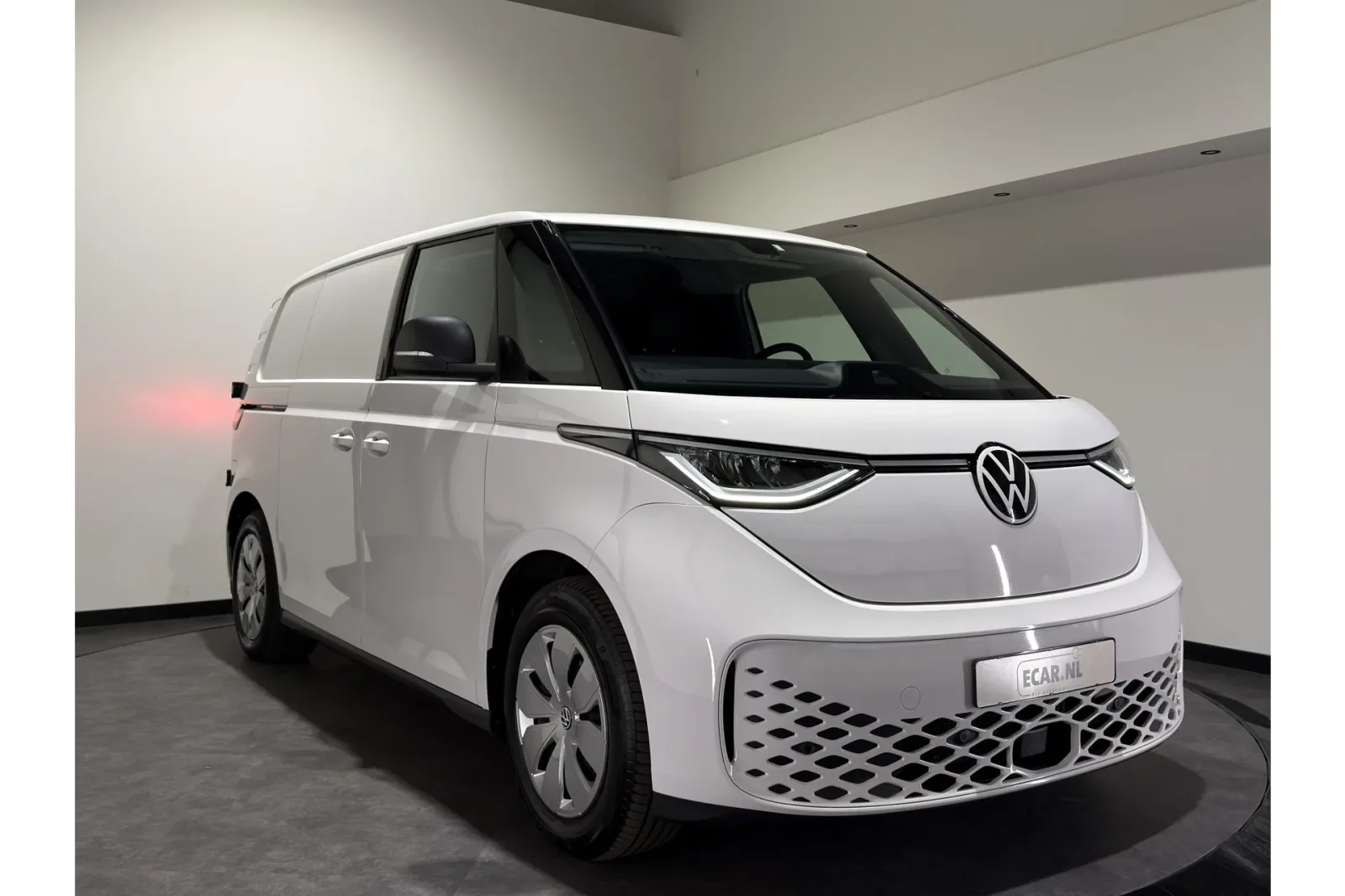 Volkswagen ID. Buzz Cargo (2023) — foto 1