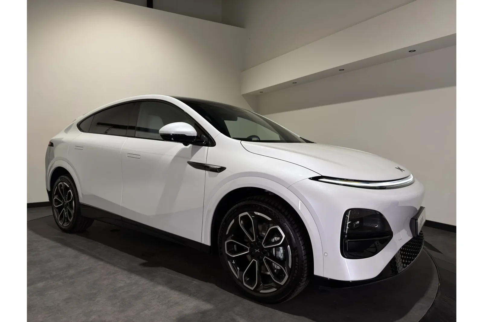 XPENG G6 (2026) — foto 1