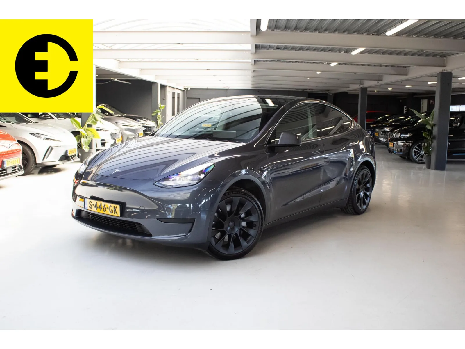 Tesla Model Y (2023) — foto 1