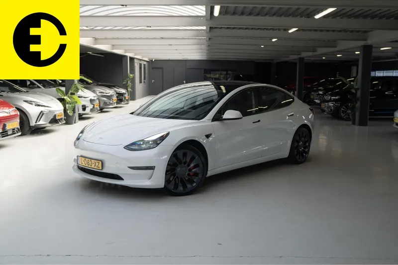 Tesla Model 3 (2020)